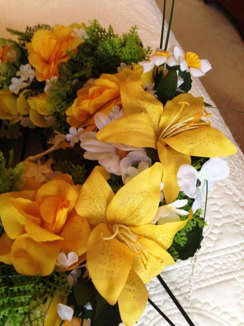 Cemetery SILK WREATH in YELLOW Deluxe Large Easel Mount for grave-site presentation in remembrance of loved ones -