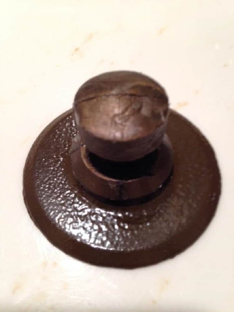 Mausoleum Crypt Brown Vase 4.0 IN - Royal Duchess - (EPOXY) Disc Button Support-