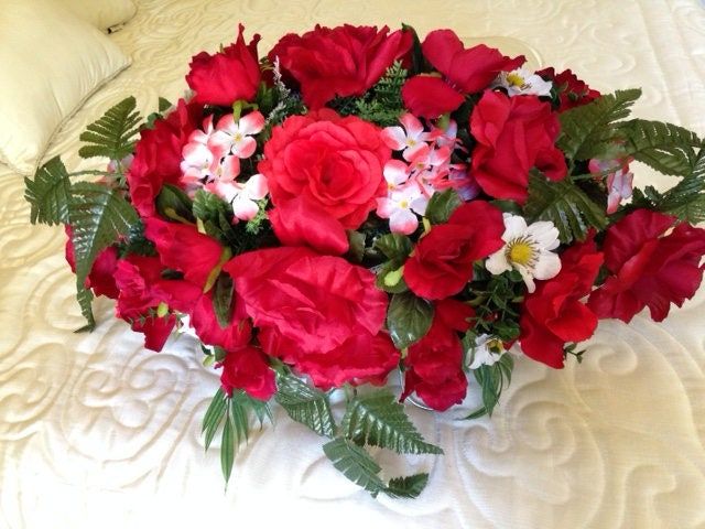 FLOWER Cemetery SADDLE for Headstone Mount in Silk Red and White for Grave-site Presentation in Remembrance of Loved Ones -