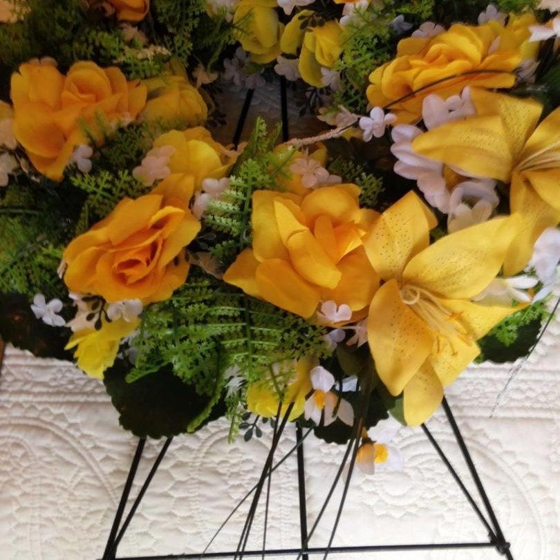 Cemetery SILK WREATH in YELLOW Deluxe Large Easel Mount for grave-site presentation in remembrance of loved ones -