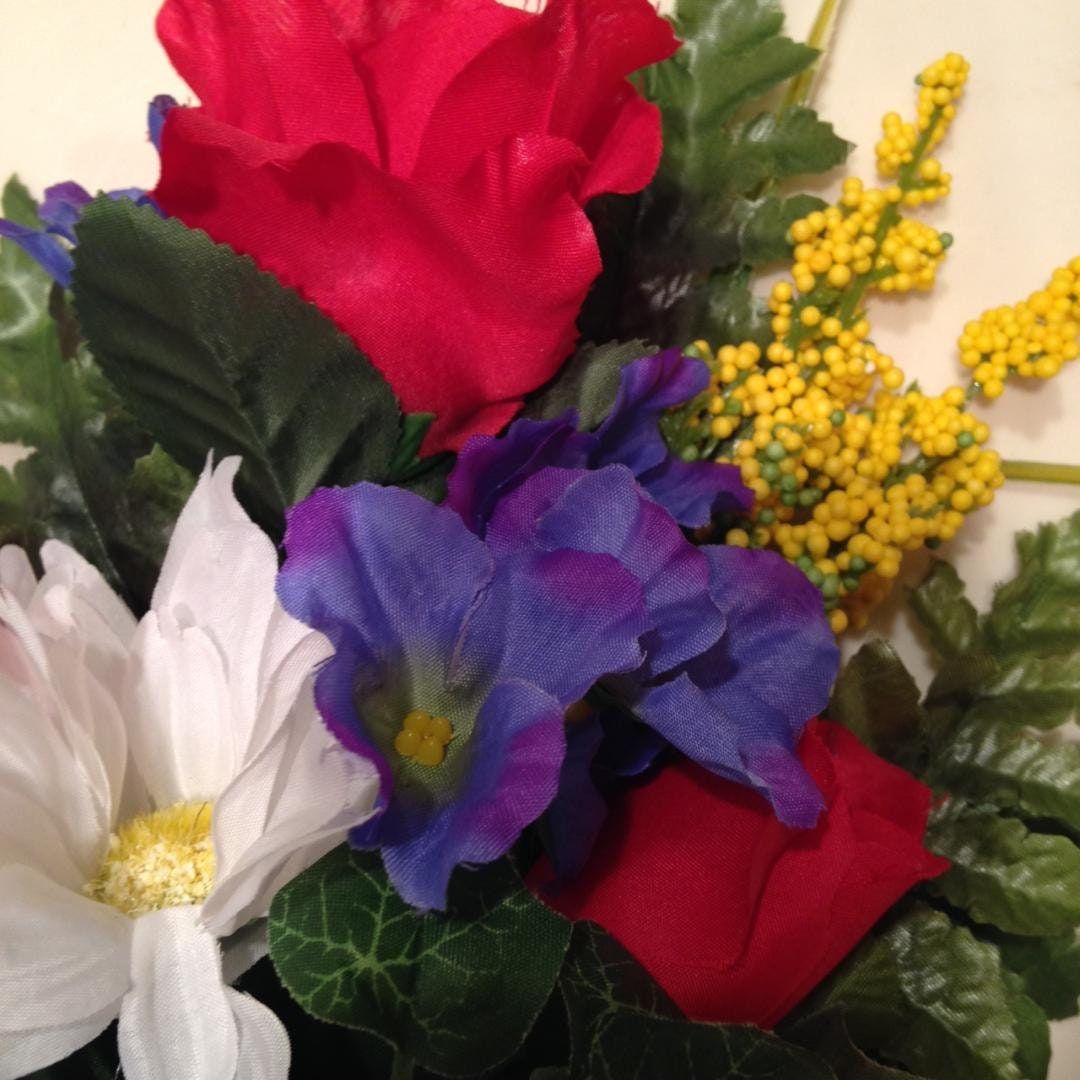 DIY Crypt / Mausoleum Bouquet of Silk ROSES, OXALIS, Ivy for Presentation in Remembrance of Loved Ones -