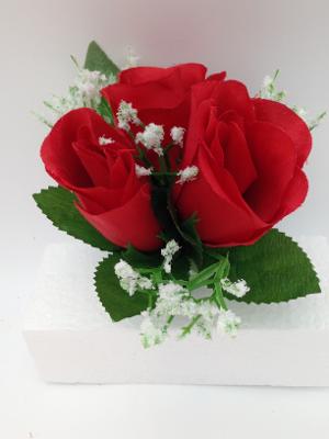 NICHE 3 RED ROSES & BABY'S BREATH w/ IVY (NO VASE)