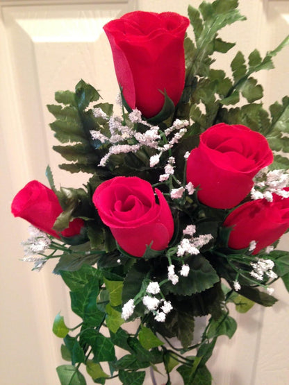 CRYPT / MAUSOLEUM Bouquet (No Vase) Red ROSE w/ Baby's Breath Ivy Presentation in Remembrance